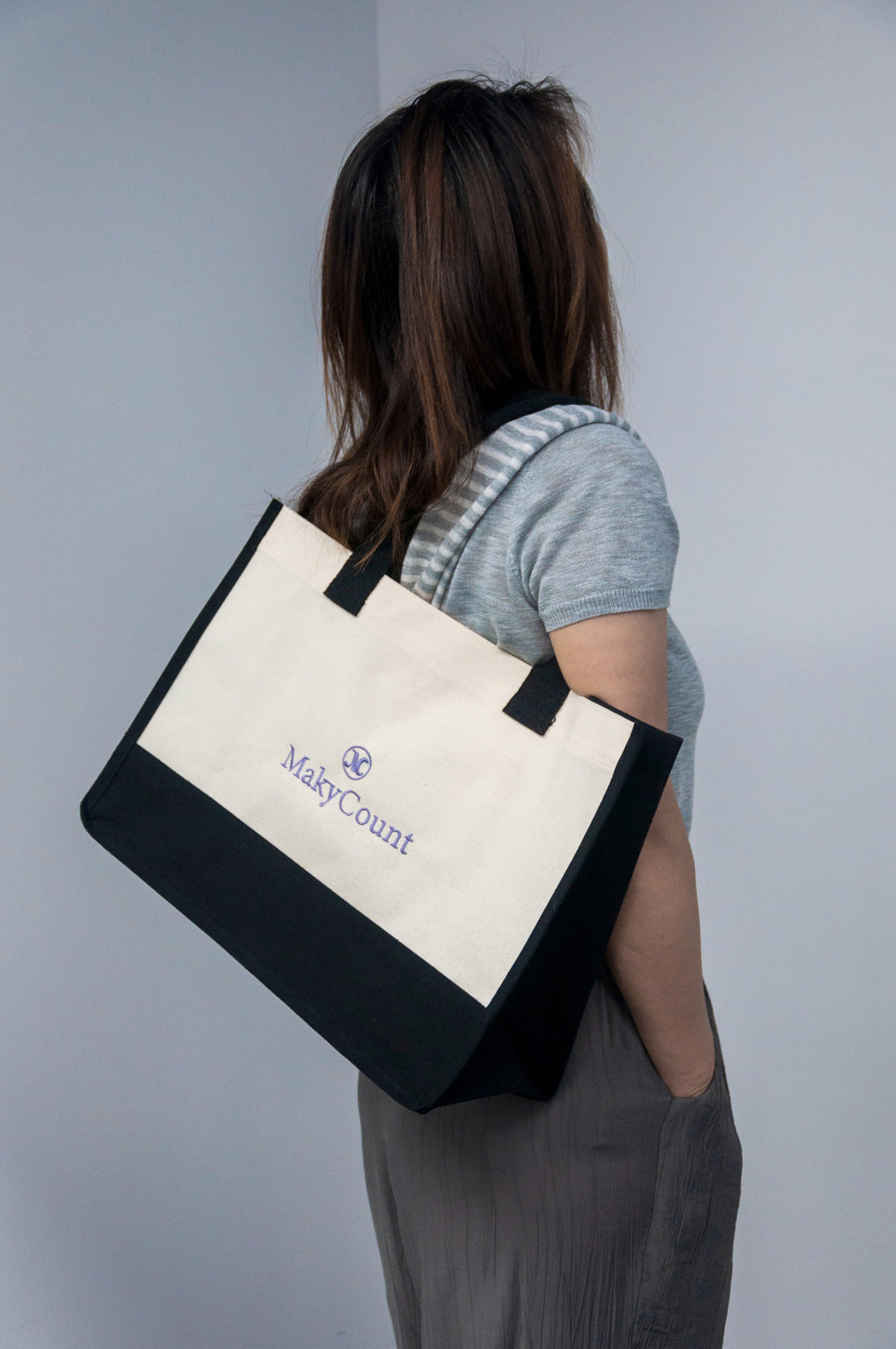 Customized  embroidery waterproof tote bag - Anniversary gift - Personalized customization - Support for image customization